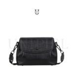 CRD18522001 Cartera de cuero vaguno negro 1