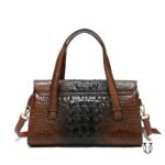CRD07222030 Cartera de cuero vacuno Marron 2