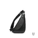 MHU03522001 Mochila Canguro de cuero vacuno Negro 1