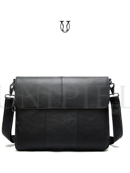 MRU14622001 Morral de Cuero Vacuno Negro